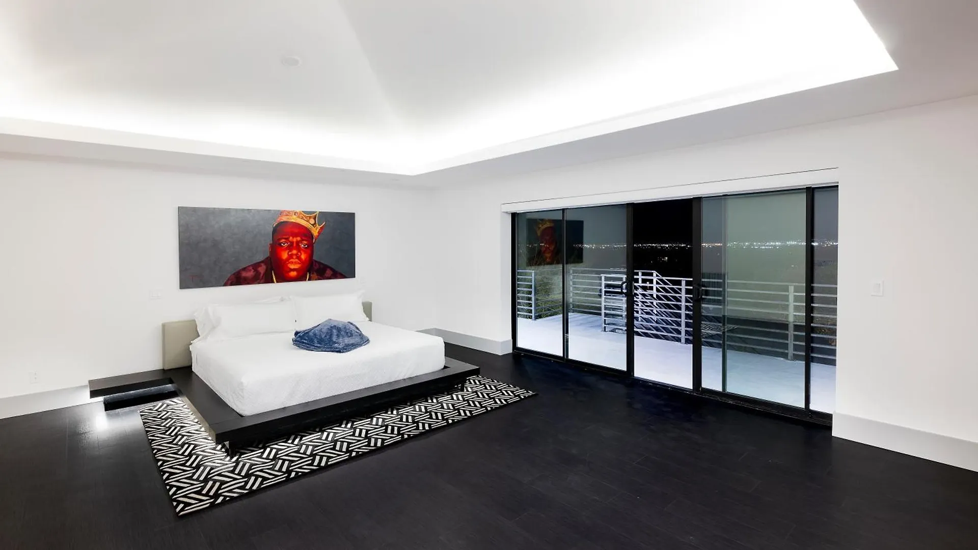 Camelback Mountain Mansion - Micro-Resort, Views, Golf, Heated Pool, Game Room 凤凰城 0*,