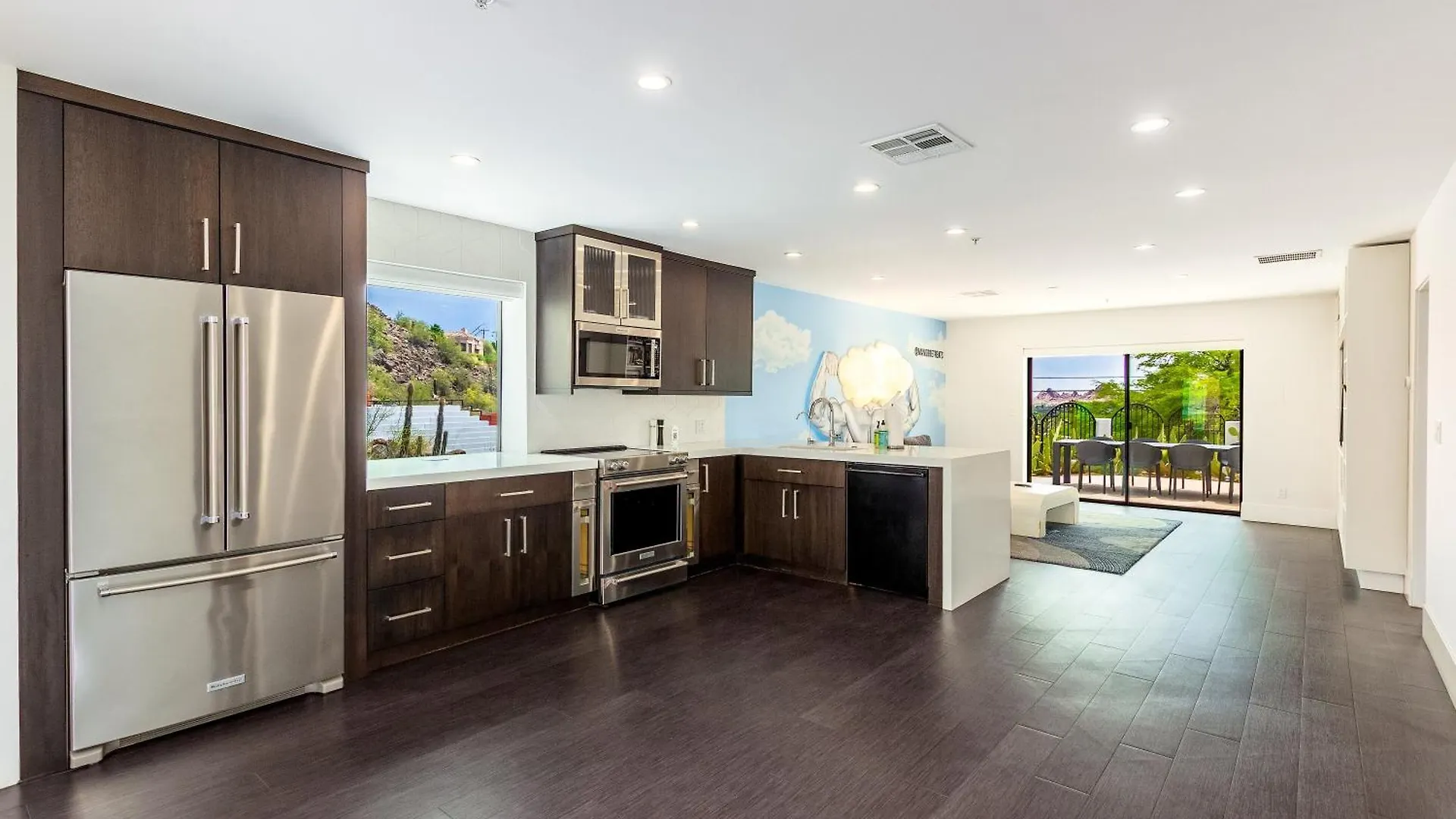 度假居 Camelback Mountain Mansion - Micro-Resort, Views, Golf, Heated Pool, Game Room 凤凰城 美国