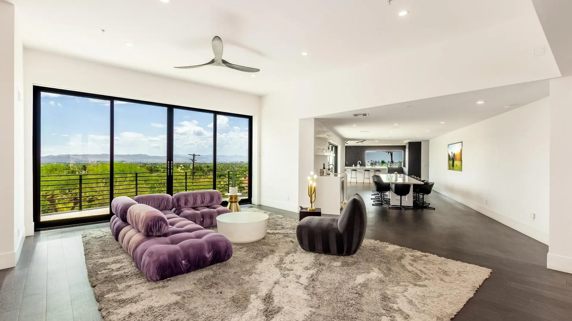 Camelback Mountain Mansion - Micro-Resort, Views, Golf, Heated Pool, Game Room 凤凰城 0*,  美国