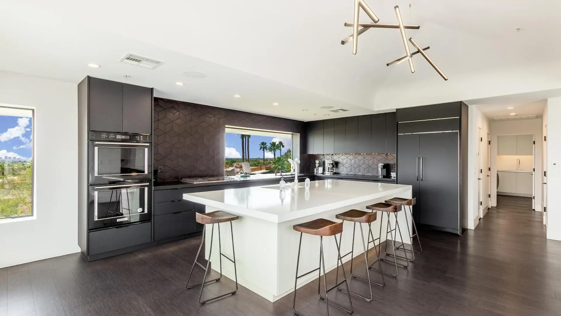 Camelback Mountain Mansion - Micro-Resort, Views, Golf, Heated Pool, Game Room 凤凰城 度假居