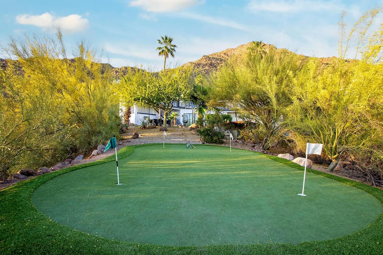 Camelback Mountain Mansion - Micro-Resort, Views, Golf, Heated Pool, Game Room 凤凰城 美国